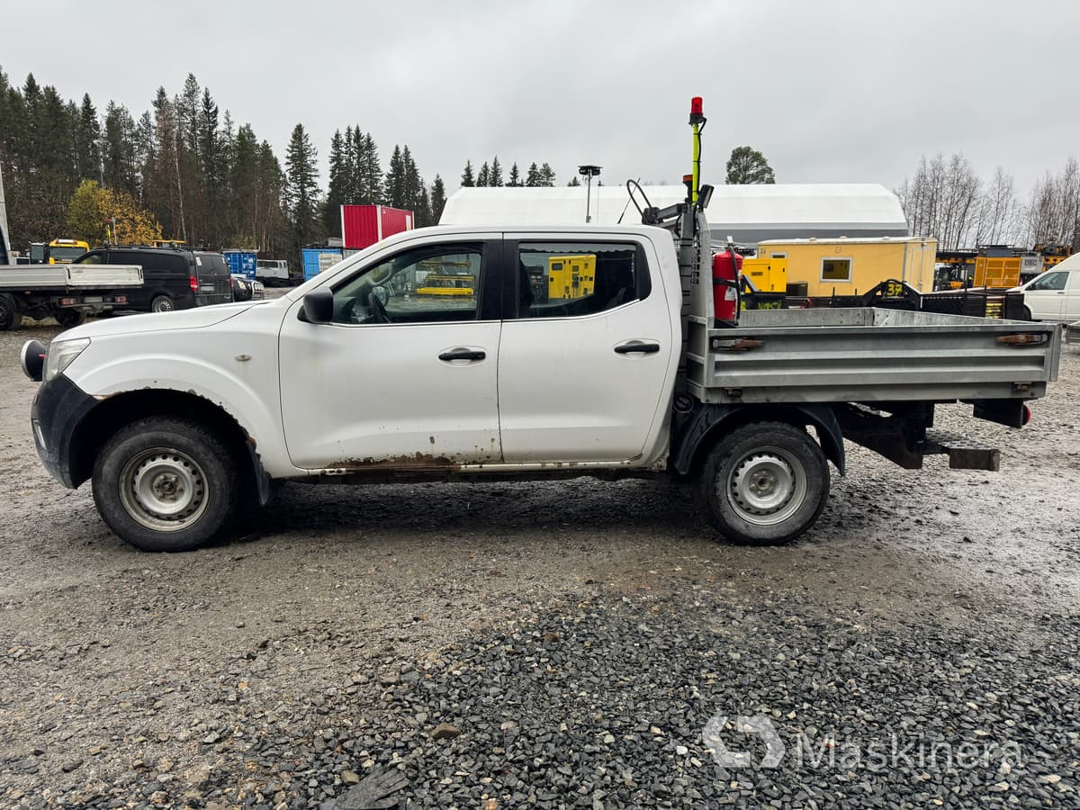Pickup Nissan Navara -16 Dubbelhytt - Fourgonnette: photos 2 Pickup Nissan Navara -16 Dubbelhytt - Fourgonnette: photos 2