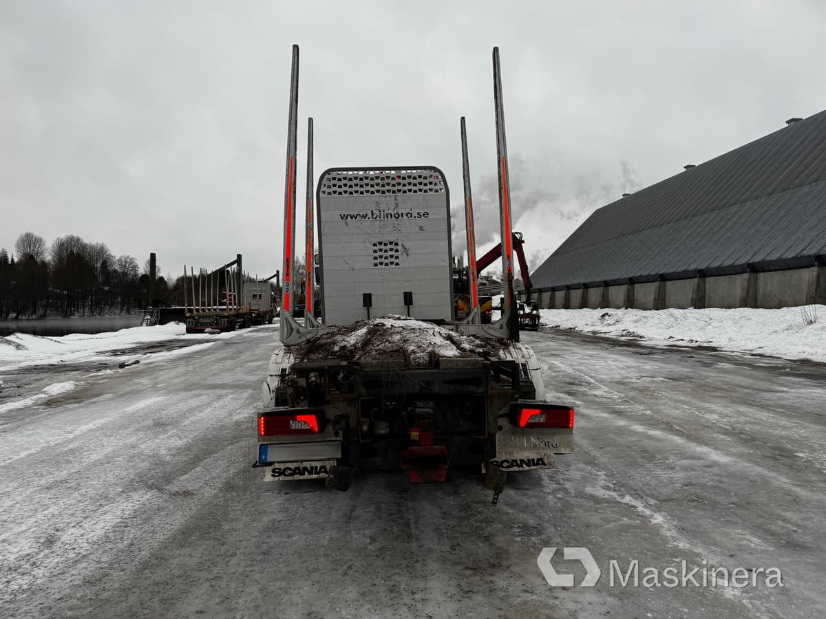 Scania R650B6X4NB Timmerekipage Scania R650B med kran och HLM Släp - Camion grumier: photos 4 Scania R650B6X4NB Timmerekipage Scania R650B med kran och HLM Släp - Camion grumier: photos 4