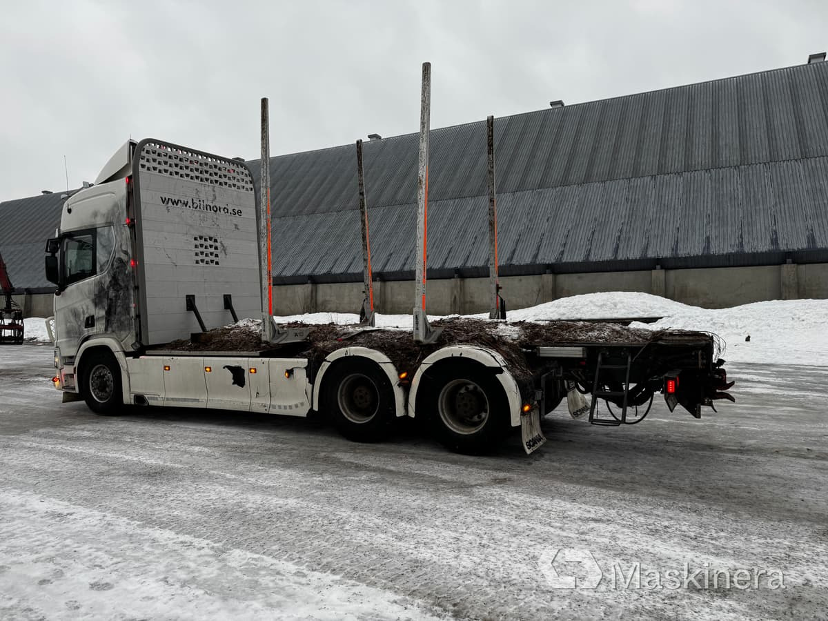 Scania R650B6X4NB Timmerekipage Scania R650B med kran och HLM Släp - Camion grumier: photos 3 Scania R650B6X4NB Timmerekipage Scania R650B med kran och HLM Släp - Camion grumier: photos 3