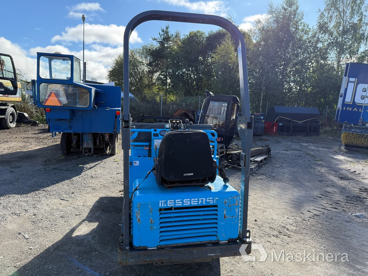 Självlastande Dumper Messersi TCH-1500/BT - Tombereau sur chenilles: photos 4 Självlastande Dumper Messersi TCH-1500/BT - Tombereau sur chenilles: photos 4