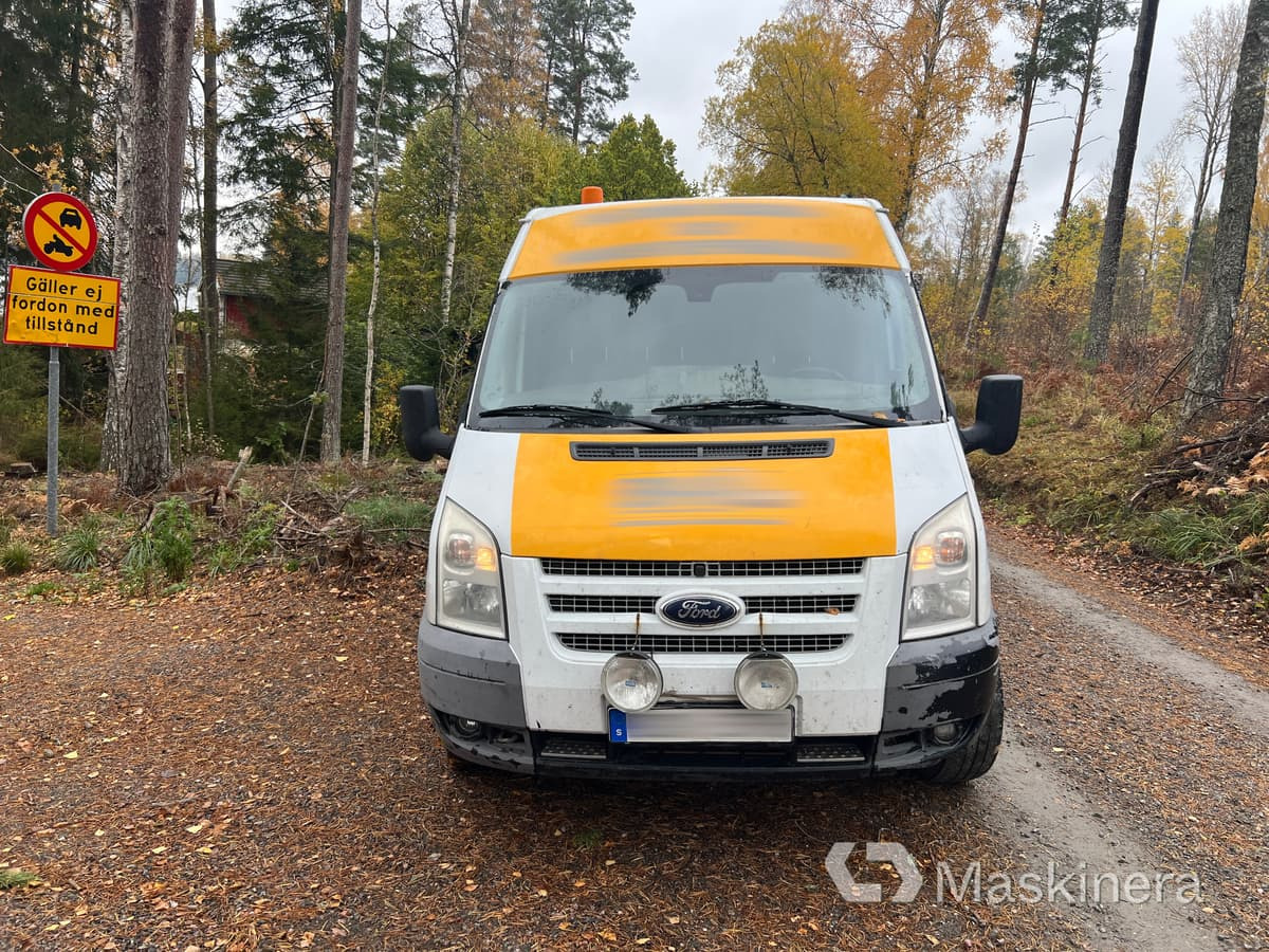 Skåpbil Ford Transit - Fourgon utilitaire: photos 2 Skåpbil Ford Transit - Fourgon utilitaire: photos 2