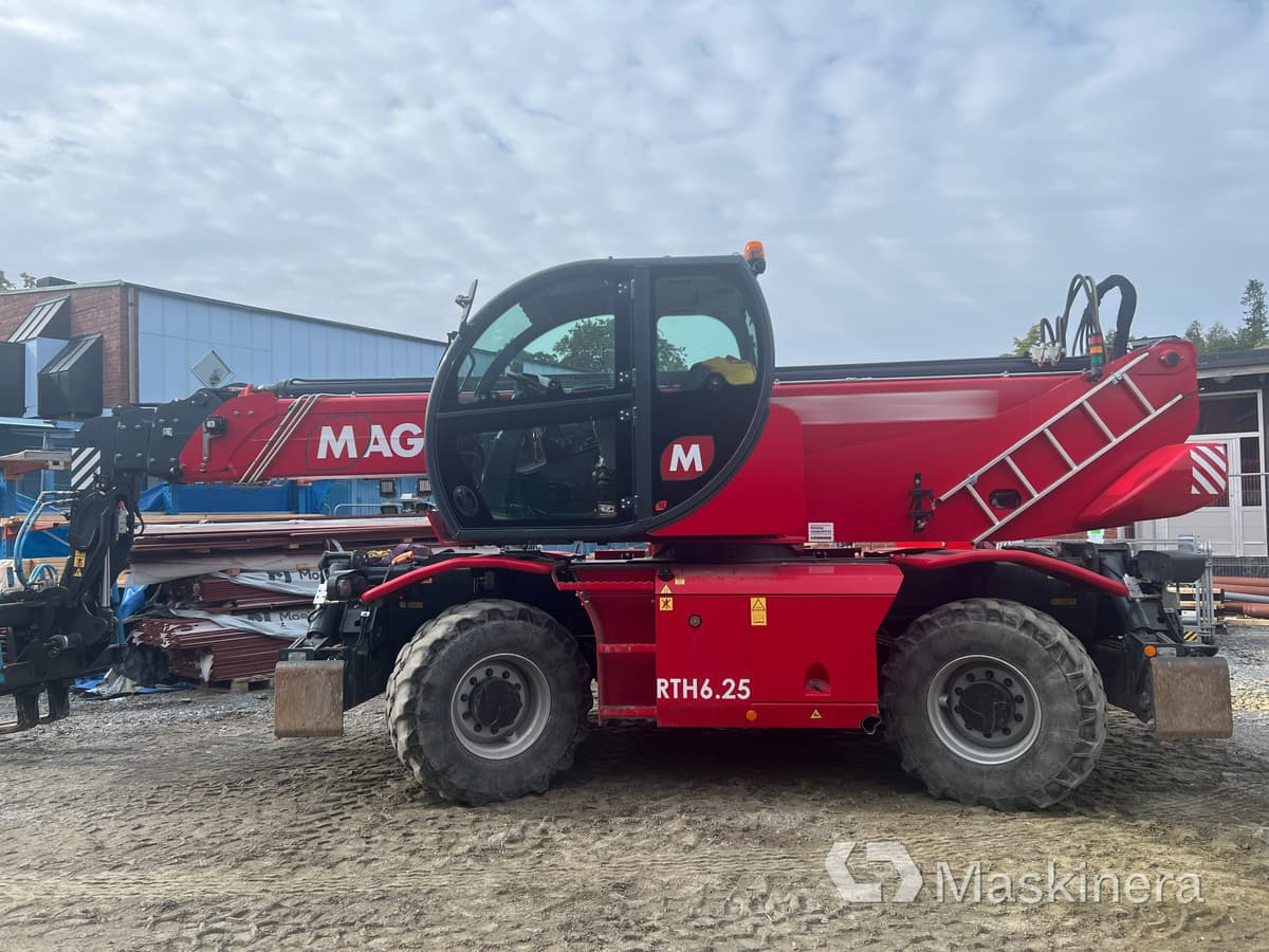 Teleskoplastare Magni RTH6.25 med redskap - Chariot télescopique: photos 3 Teleskoplastare Magni RTH6.25 med redskap - Chariot télescopique: photos 3