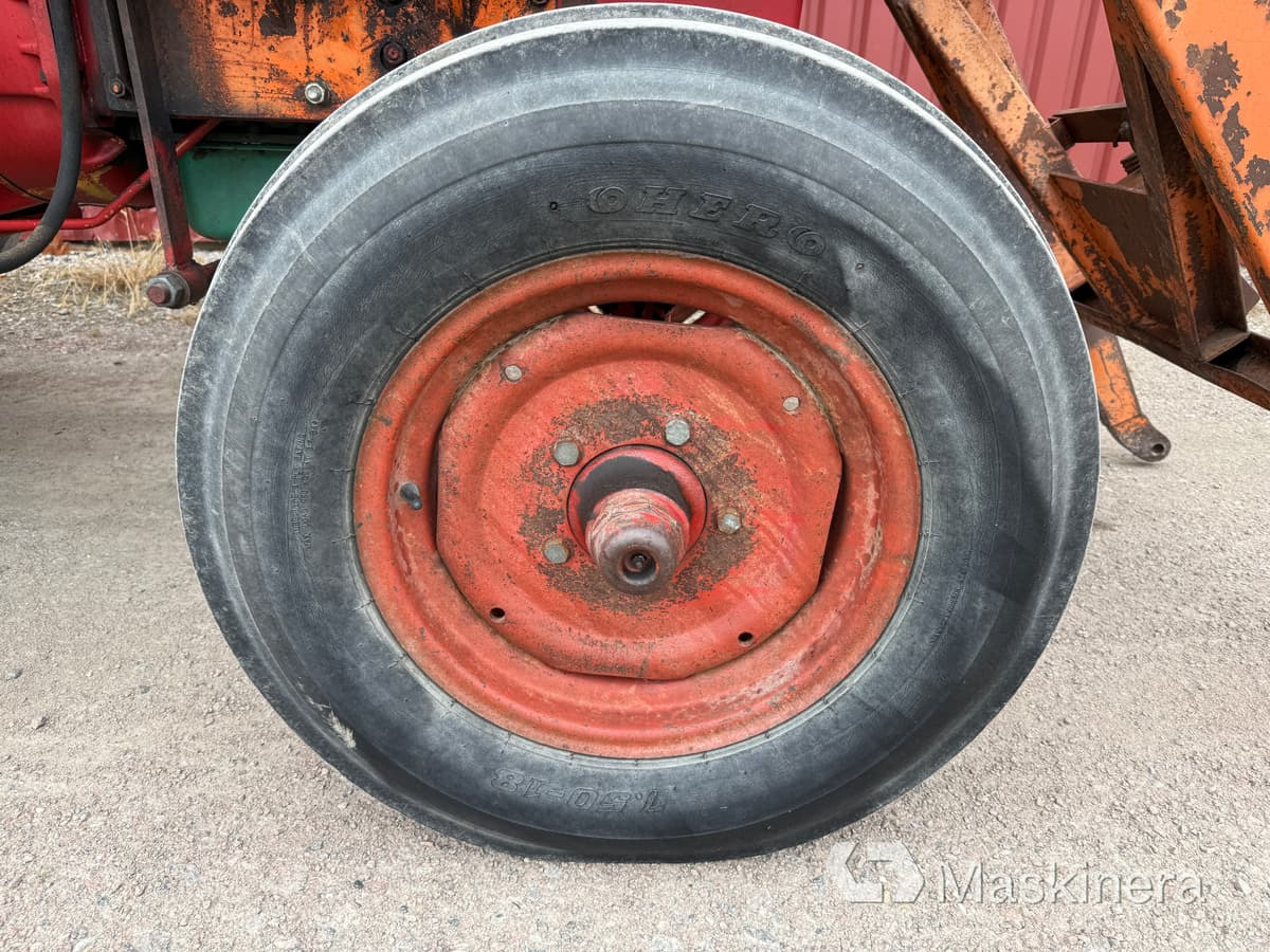 Tracteur agricole Traktor Volvo BM T600: photos 18