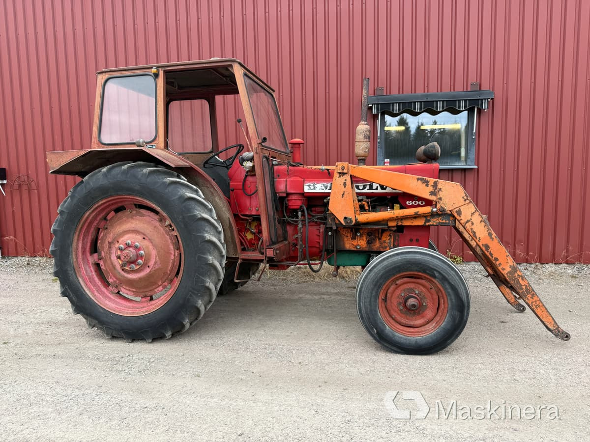 Tracteur agricole Traktor Volvo BM T600: photos 6
