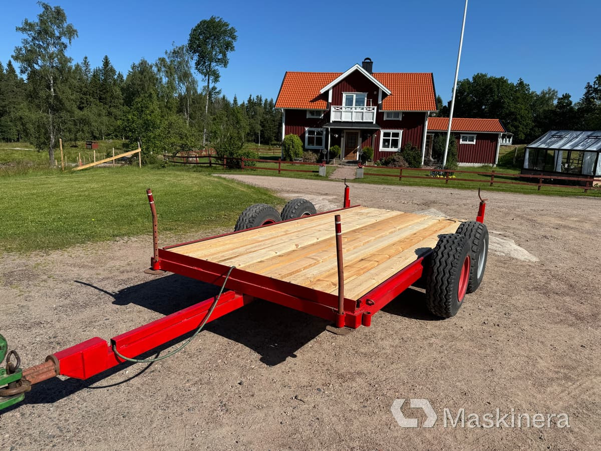 Traktordragen Maskintrailer 2-axlad - Remorque porte engin: photos 2 Traktordragen Maskintrailer 2-axlad - Remorque porte engin: photos 2