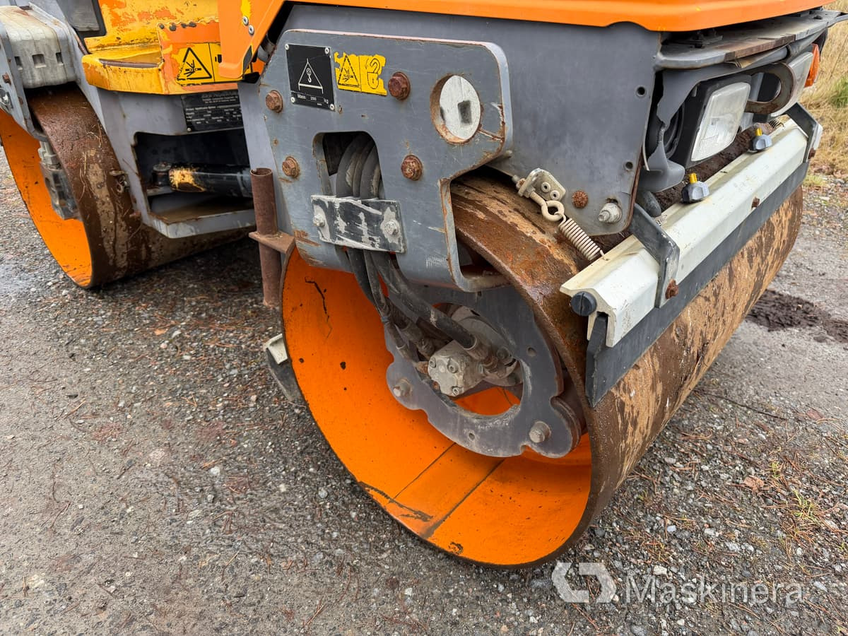 Rouleau compresseur Vält Dynapac CC1000: photos 13 Rouleau compresseur Vält Dynapac CC1000: photos 13