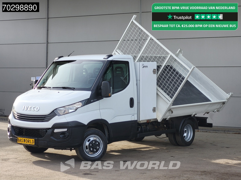 Iveco Daily 35C15 3.0L Kipper met Kist Dubbellucht 3,5t Trekhaak 150PK Airco Euro6 Tipper Benne Kieper Airco Trekhaak Cruise control - Utilitaire benne: photos 1 Iveco Daily 35C15 3.0L Kipper met Kist Dubbellucht 3,5t Trekhaak 150PK Airco Euro6 Tipper Benne Kieper Airco Trekhaak Cruise control - Utilitaire benne: photos 1