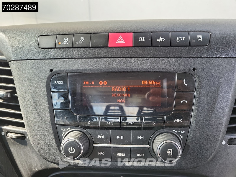 Utilitaire benne Iveco Daily 35C16 3.0L Kipper met Kist Dubbel Cabine Dubbellucht 3,5t Trekhaak Airco Cruise Euro6 Tipper Benne Kieper 2m3 Airco Trekhaak Cru: photos 17