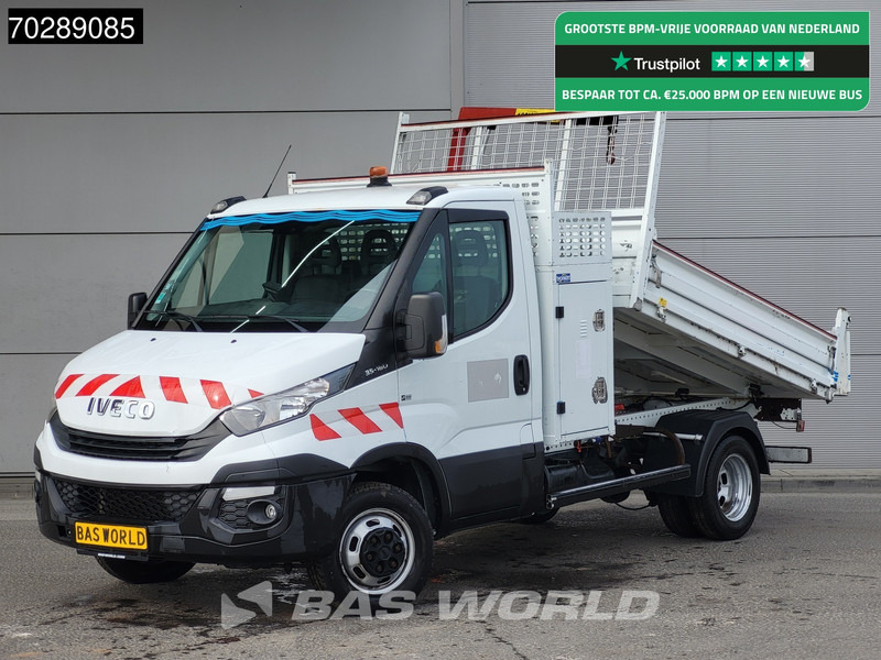 Iveco Daily 35C16 Kipper met Kraan Dubbellucht 3,5t Trekhaak Airco Cruise Camera Euro6 Crane Kran Kranwagen 2m3 Airco Trekhaak Cruise contro - Utilitaire benne: photos 1 Iveco Daily 35C16 Kipper met Kraan Dubbellucht 3,5t Trekhaak Airco Cruise Camera Euro6 Crane Kran Kranwagen 2m3 Airco Trekhaak Cruise contro - Utilitaire benne: photos 1
