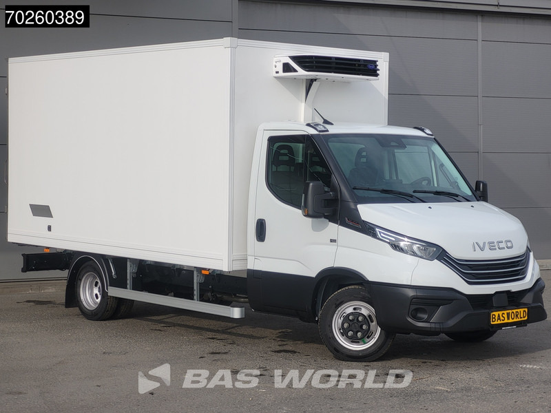 Iveco Daily 35C21 3.0L Koelwagen Vries Carrier Xarios 350 230V stekker CarPlay Airco ACC Koel Koeler Vriezer Vrieswagen Kühler Bakwagen Kühl - Utilitaire frigorifique: photos 5 Iveco Daily 35C21 3.0L Koelwagen Vries Carrier Xarios 350 230V stekker CarPlay Airco ACC Koel Koeler Vriezer Vrieswagen Kühler Bakwagen Kühl - Utilitaire frigorifique: photos 5