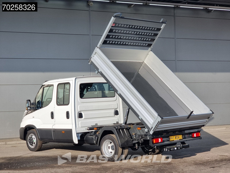 Iveco Daily 35C21 3-Zijdige Kipper Dubbel Cabine 210PK 3.0L Dubbellucht 3,5t Trekhaak ACC Airco LED Camera CarPlay Euro6 Tipper Benne Kieper - Utilitaire benne: photos 3 Iveco Daily 35C21 3-Zijdige Kipper Dubbel Cabine 210PK 3.0L Dubbellucht 3,5t Trekhaak ACC Airco LED Camera CarPlay Euro6 Tipper Benne Kieper - Utilitaire benne: photos 3