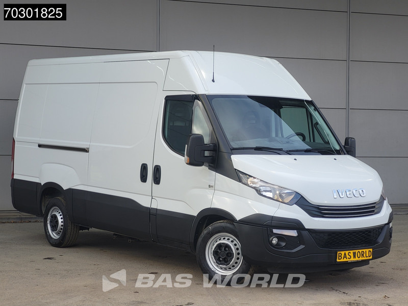 Iveco Daily 35S15 3.0L Automaat Luchtvering L2H2 3,5t Trekhaak 150PK Navi Airco Cruise Camera Euro6 L2 Airco Trekhaak Cruise control - Fourgon utilitaire: photos 5 Iveco Daily 35S15 3.0L Automaat Luchtvering L2H2 3,5t Trekhaak 150PK Navi Airco Cruise Camera Euro6 L2 Airco Trekhaak Cruise control - Fourgon utilitaire: photos 5