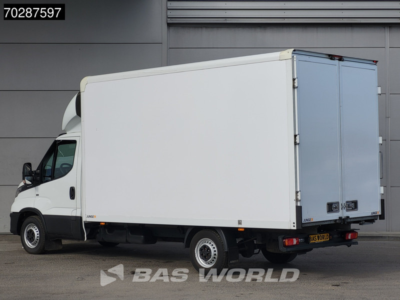 Iveco Daily 35S16 Automaat Bakwagen Achterdeuren Airco Camera Euro6 Meubelbak Koffer 21m3 Airco - Fourgon grand volume: photos 2 Iveco Daily 35S16 Automaat Bakwagen Achterdeuren Airco Camera Euro6 Meubelbak Koffer 21m3 Airco - Fourgon grand volume: photos 2