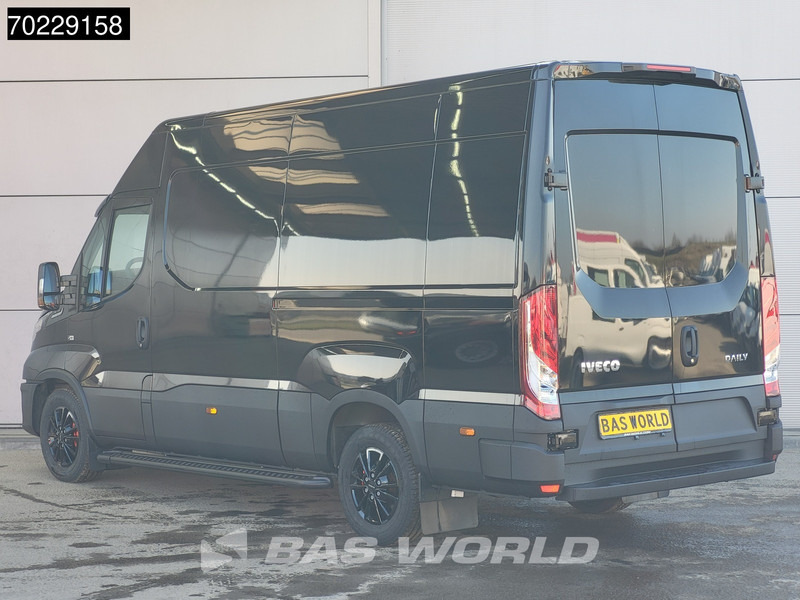 Iveco Daily 35S16 Automaat Black Edition L2H2 Airco Cruise Velgen 3500kg trekgewicht 12m3 Airco Cruise control - Fourgon utilitaire: photos 5 Iveco Daily 35S16 Automaat Black Edition L2H2 Airco Cruise Velgen 3500kg trekgewicht 12m3 Airco Cruise control - Fourgon utilitaire: photos 5