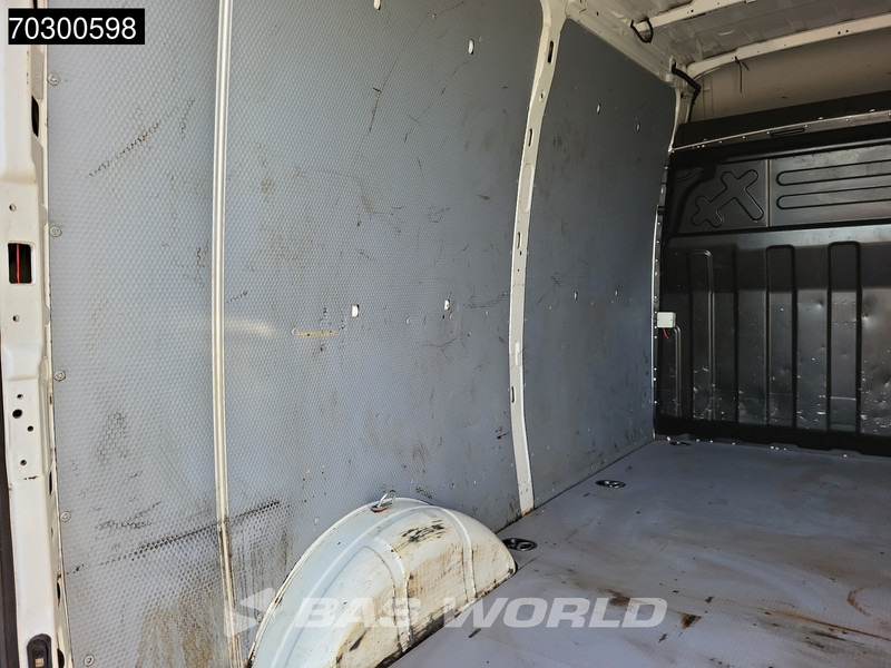 Fourgon utilitaire Iveco Daily 35S16 Automaat L2H2 3,5t Trekhaak Navi Airco Cruise Camera Standkachel Euro6 L2 Airco Trekhaak: photos 8 Fourgon utilitaire Iveco Daily 35S16 Automaat L2H2 3,5t Trekhaak Navi Airco Cruise Camera Standkachel Euro6 L2 Airco Trekhaak: photos 8