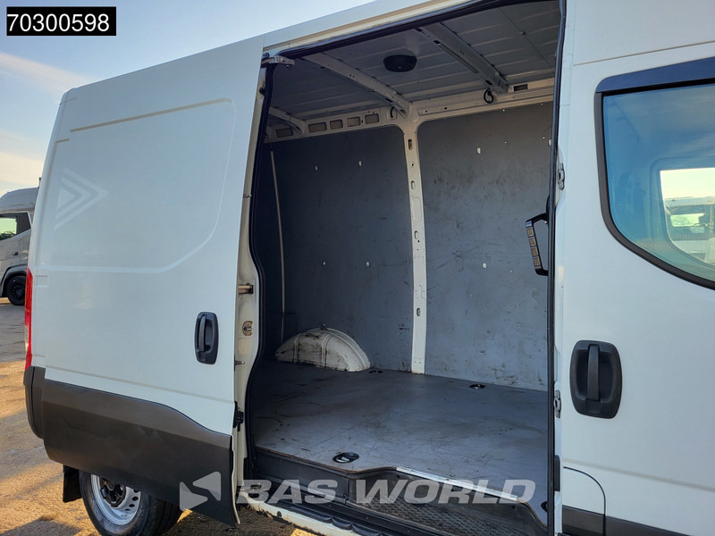 Fourgon utilitaire Iveco Daily 35S16 Automaat L2H2 3,5t Trekhaak Navi Airco Cruise Camera Standkachel Euro6 L2 Airco Trekhaak: photos 7 Fourgon utilitaire Iveco Daily 35S16 Automaat L2H2 3,5t Trekhaak Navi Airco Cruise Camera Standkachel Euro6 L2 Airco Trekhaak: photos 7