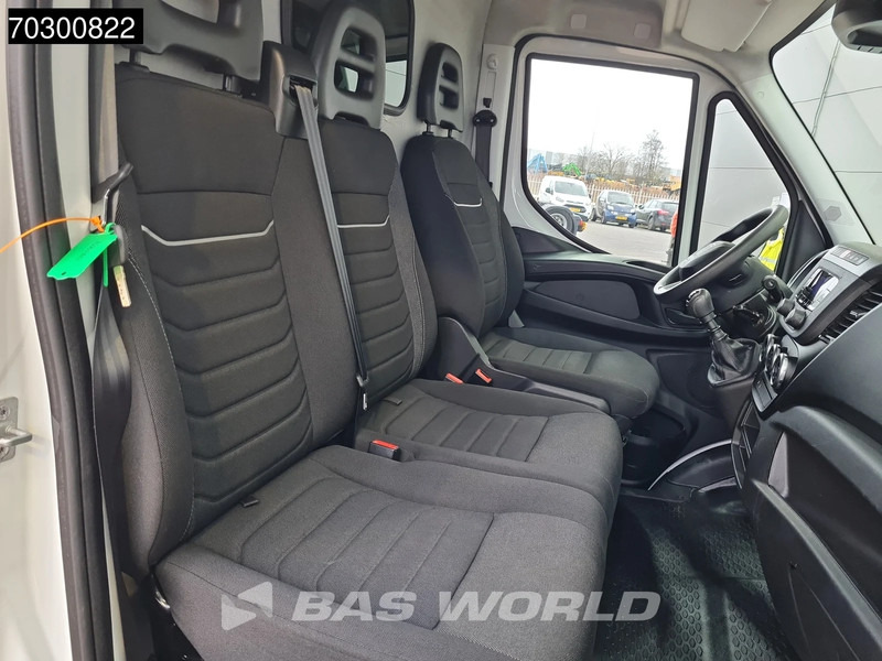 Iveco Daily 35S16 L3H2 3,5t Trekgewicht 160PK Airco Parkeersensoren Euro6 L3 Airco en leasing occasion Iveco Daily 35S16 L3H2 3,5t Trekgewicht 160PK Airco Parkeersensoren Euro6 L3 Airco: photos 18 Iveco Daily 35S16 L3H2 3,5t Trekgewicht 160PK Airco Parkeersensoren Euro6 L3 Airco en leasing occasion Iveco Daily 35S16 L3H2 3,5t Trekgewicht 160PK Airco Parkeersensoren Euro6 L3 Airco: photos 18
