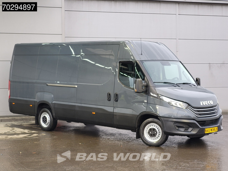 Iveco Daily 35S18 3.0L Automaat L3H2 3,5t Trekhaak 180PK LED ACC Navi Camera Parkeersensoren Euro6 L3 Airco Trekhaak - Fourgon utilitaire: photos 3 Iveco Daily 35S18 3.0L Automaat L3H2 3,5t Trekhaak 180PK LED ACC Navi Camera Parkeersensoren Euro6 L3 Airco Trekhaak - Fourgon utilitaire: photos 3