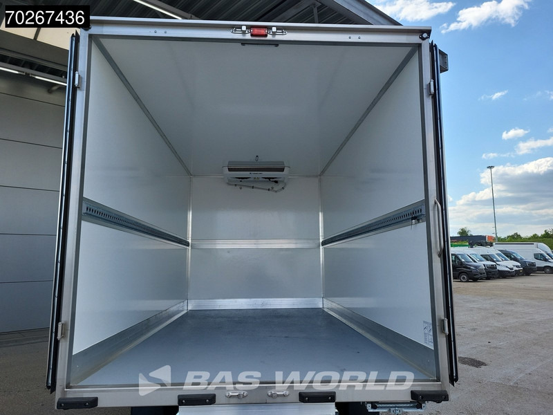 Iveco Daily 35S18 3.0L Koelwagen Thermoking C-250 LED ACC Navi Airco Koel Koeler Kühl Kühler Bakwagen Kühlkoffer 17m3 Airco - Utilitaire frigorifique: photos 3 Iveco Daily 35S18 3.0L Koelwagen Thermoking C-250 LED ACC Navi Airco Koel Koeler Kühl Kühler Bakwagen Kühlkoffer 17m3 Airco - Utilitaire frigorifique: photos 3