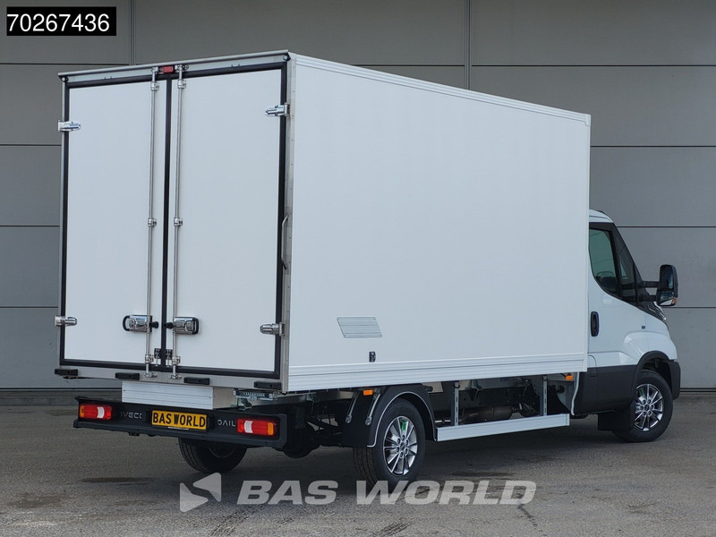 Utilitaire frigorifique neuf Iveco Daily 35S18 3.0L Koelwagen Thermoking C-250 LED ACC Navi Airco Koel Koeler Kühl Kühler Bakwagen Kühlkoffer 17m3 Airco: photos 6 Utilitaire frigorifique neuf Iveco Daily 35S18 3.0L Koelwagen Thermoking C-250 LED ACC Navi Airco Koel Koeler Kühl Kühler Bakwagen Kühlkoffer 17m3 Airco: photos 6