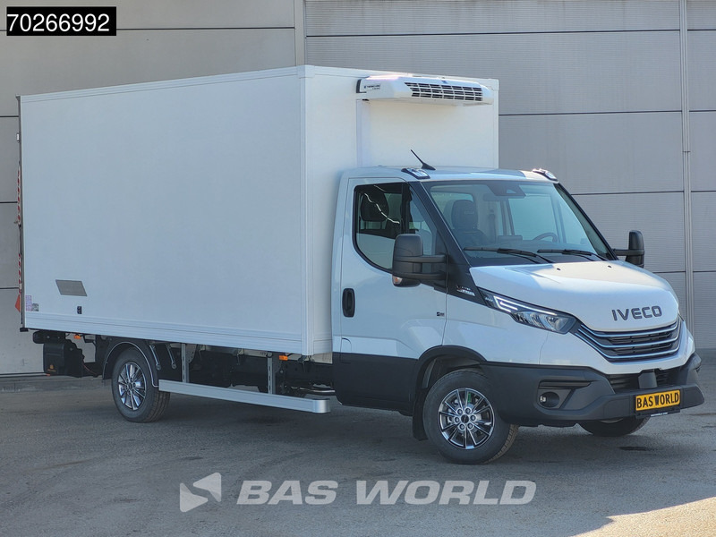 Iveco Daily 35S18 3.0L Laadklep Koelwagen Vriezer Thermoking V-200 MAX 220V stekker -18 LED Navi Airco ACC Koel Koeler Kühler Kühlwagen Kühl - Utilitaire frigorifique: photos 5 Iveco Daily 35S18 3.0L Laadklep Koelwagen Vriezer Thermoking V-200 MAX 220V stekker -18 LED Navi Airco ACC Koel Koeler Kühler Kühlwagen Kühl - Utilitaire frigorifique: photos 5