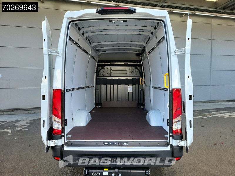 Iveco Daily 35S21 3.0L Automaat Black Edition 2025 model L2H2 Trekhaak Tacho ACC LED CarPlay Velgen Camera 12m3 Airco Trekhaak - Fourgon utilitaire: photos 3 Iveco Daily 35S21 3.0L Automaat Black Edition 2025 model L2H2 Trekhaak Tacho ACC LED CarPlay Velgen Camera 12m3 Airco Trekhaak - Fourgon utilitaire: photos 3