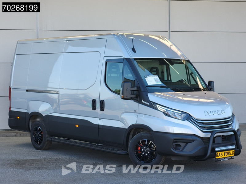 Iveco Daily 35S21 Automaat Black Edition 2025 model L2H2 ACC LED CarPlay Velgen Camera 12m3 Airco - Fourgon utilitaire: photos 5 Iveco Daily 35S21 Automaat Black Edition 2025 model L2H2 ACC LED CarPlay Velgen Camera 12m3 Airco - Fourgon utilitaire: photos 5