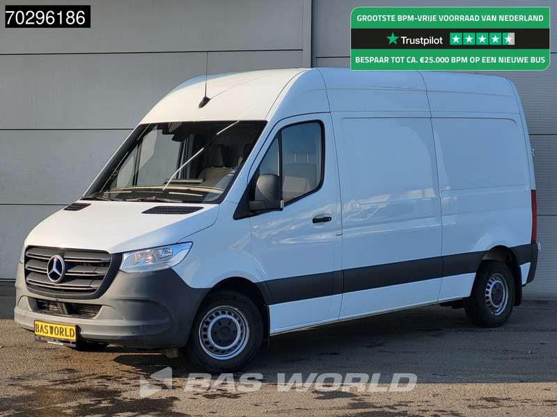 Mercedes-Benz Sprinter 314 CDI Automaat L2H2 Trekhaak Airco Cruise Camera Parkeersensoren MBUX CarPlay Standkachel Euro6 L2 Airco Trekhaak - Fourgon utilitaire: photos 1 Mercedes-Benz Sprinter 314 CDI Automaat L2H2 Trekhaak Airco Cruise Camera Parkeersensoren MBUX CarPlay Standkachel Euro6 L2 Airco Trekhaak - Fourgon utilitaire: photos 1