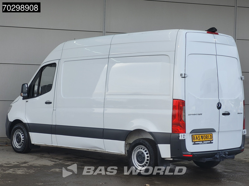 Mercedes-Benz Sprinter 315 CDI Automaat L2H2 150PK Trekhaak ACC Airco Camera Parkeersensoren v+a MBUX CarPlay Euro6 L2 Airco Trekhaak - Fourgon utilitaire: photos 2 Mercedes-Benz Sprinter 315 CDI Automaat L2H2 150PK Trekhaak ACC Airco Camera Parkeersensoren v+a MBUX CarPlay Euro6 L2 Airco Trekhaak - Fourgon utilitaire: photos 2