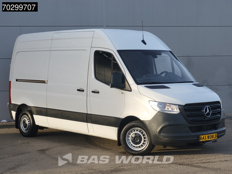 Mercedes-Benz Sprinter 315 CDI Automaat L2H2 Trekhaak ACC Airco Camera Parkeersensoren MBUX CarPlay Euro6 L2 Airco Trekhaak - Fourgon utilitaire: photos 3 Mercedes-Benz Sprinter 315 CDI Automaat L2H2 Trekhaak ACC Airco Camera Parkeersensoren MBUX CarPlay Euro6 L2 Airco Trekhaak - Fourgon utilitaire: photos 3