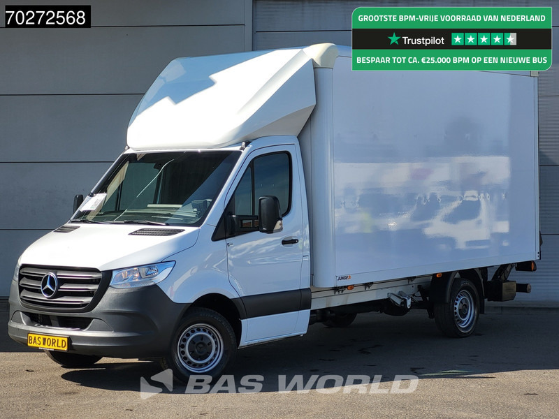 Mercedes-Benz Sprinter 317 CDI Automaat Bakwagen Laadklep Camera Airco Koffer Meubelbak 20m3 Airco - Fourgon grand volume: photos 1 Mercedes-Benz Sprinter 317 CDI Automaat Bakwagen Laadklep Camera Airco Koffer Meubelbak 20m3 Airco - Fourgon grand volume: photos 1