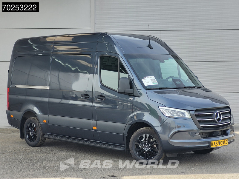 Mercedes-Benz Sprinter 319 CDI Automaat L2H2 Black Edition model 2025 Camera MBUX LED Airco Cruise 10m3 Airco Cruise control - Fourgon utilitaire: photos 3 Mercedes-Benz Sprinter 319 CDI Automaat L2H2 Black Edition model 2025 Camera MBUX LED Airco Cruise 10m3 Airco Cruise control - Fourgon utilitaire: photos 3