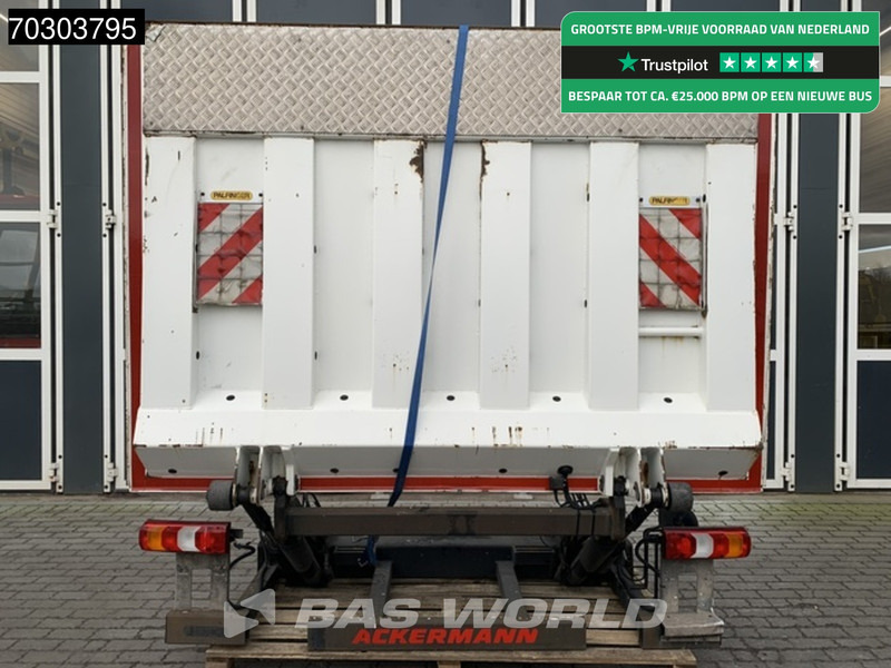 Palfinger - Voiture: photos 1 Palfinger - Voiture: photos 1