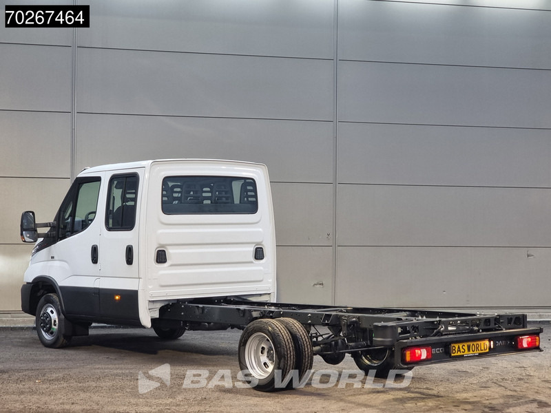 Iveco Daily 35C18 3.0L Dubbel Cabine Chassis 410WB 2025 model LED Navi Camera Airco Cruise Fahrgestell Airco Dubbel cabine Cruise control - Véhicule utilitaire: photos 2 Iveco Daily 35C18 3.0L Dubbel Cabine Chassis 410WB 2025 model LED Navi Camera Airco Cruise Fahrgestell Airco Dubbel cabine Cruise control - Véhicule utilitaire: photos 2