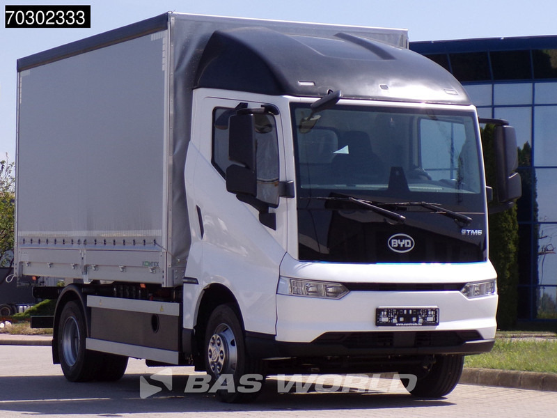 BYD ETM6 SWB ETM6 SWB 4X2 NEW! 100% Electric 750kg Ladebordwand - Camion à rideaux coulissants: photos 2 BYD ETM6 SWB ETM6 SWB 4X2 NEW! 100% Electric 750kg Ladebordwand - Camion à rideaux coulissants: photos 2