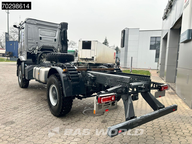 Mercedes-Benz Acrocs 2051 Arocs 4X4 NEW 4x4 chassis! Camper base Steel suspension Big-Axle Automatic Euro 6 - Châssis cabine: photos 2 Mercedes-Benz Acrocs 2051 Arocs 4X4 NEW 4x4 chassis! Camper base Steel suspension Big-Axle Automatic Euro 6 - Châssis cabine: photos 2