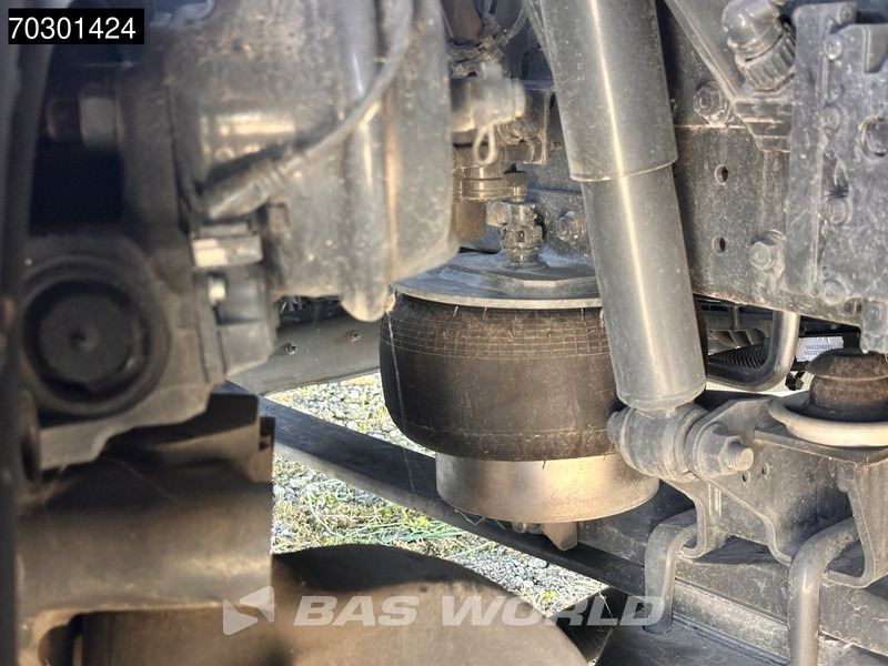 Tracteur routier neuf Iveco S-Way 460 4X2 Metallica Edition! LNG Full-Air Retarder 2xTanks Standklima Euro 6: photos 18 Tracteur routier neuf Iveco S-Way 460 4X2 Metallica Edition! LNG Full-Air Retarder 2xTanks Standklima Euro 6: photos 18