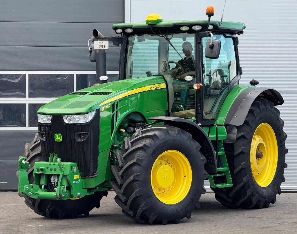 John Deere 8310 R - Tracteur agricole: photos 2 John Deere 8310 R - Tracteur agricole: photos 2