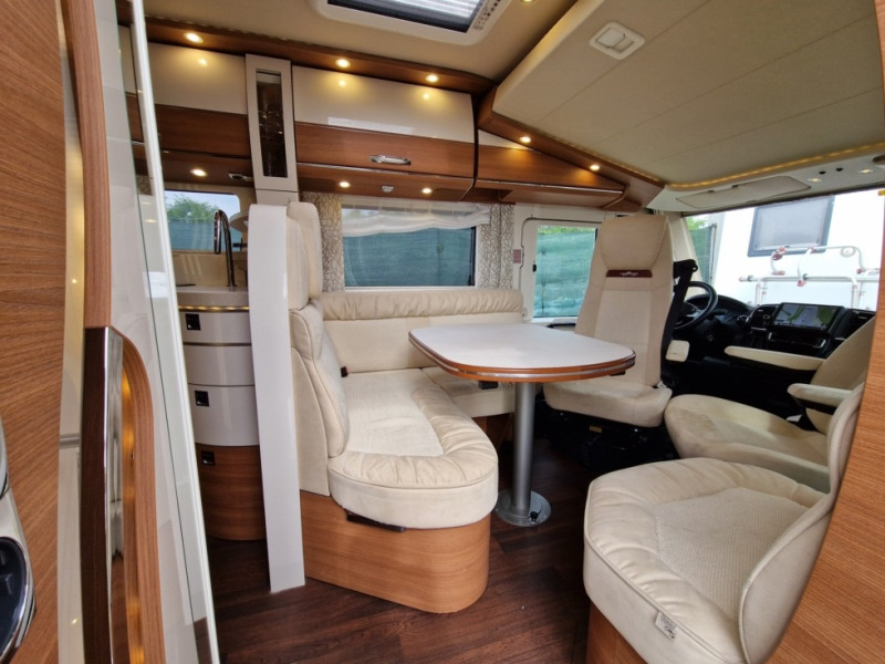 Carthago Chic C Line I 4.9 LE/L - Camping-car intégral: photos 3 Carthago Chic C Line I 4.9 LE/L - Camping-car intégral: photos 3