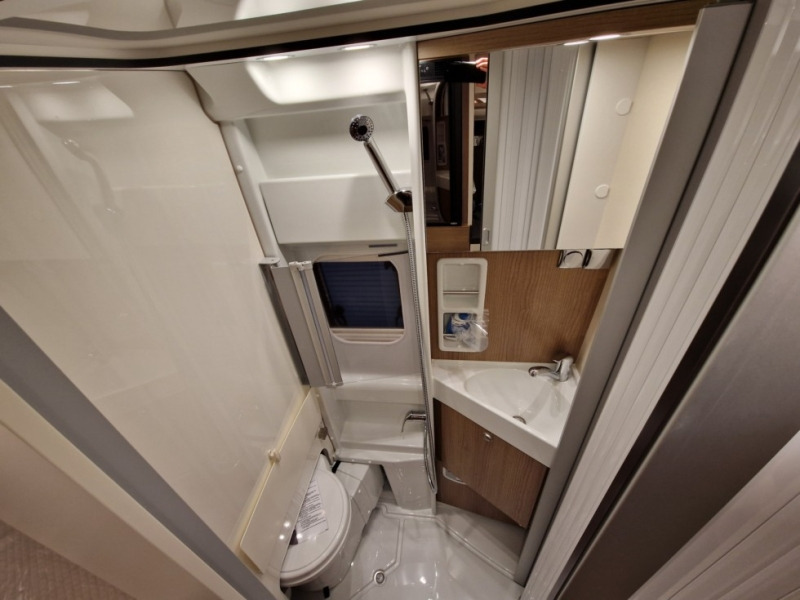 Fourgon aménagé Malibu Van Comfort GT Skyview 600 DB: photos 13