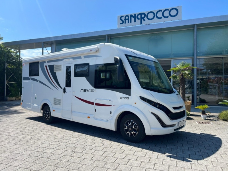 Mc Louis Nevis 870G - Camping-car intégral: photos 3 Mc Louis Nevis 870G - Camping-car intégral: photos 3