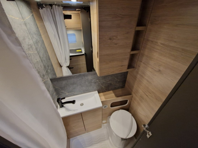 Caravane neuf Weinsberg CaraOne 420 QD: photos 10