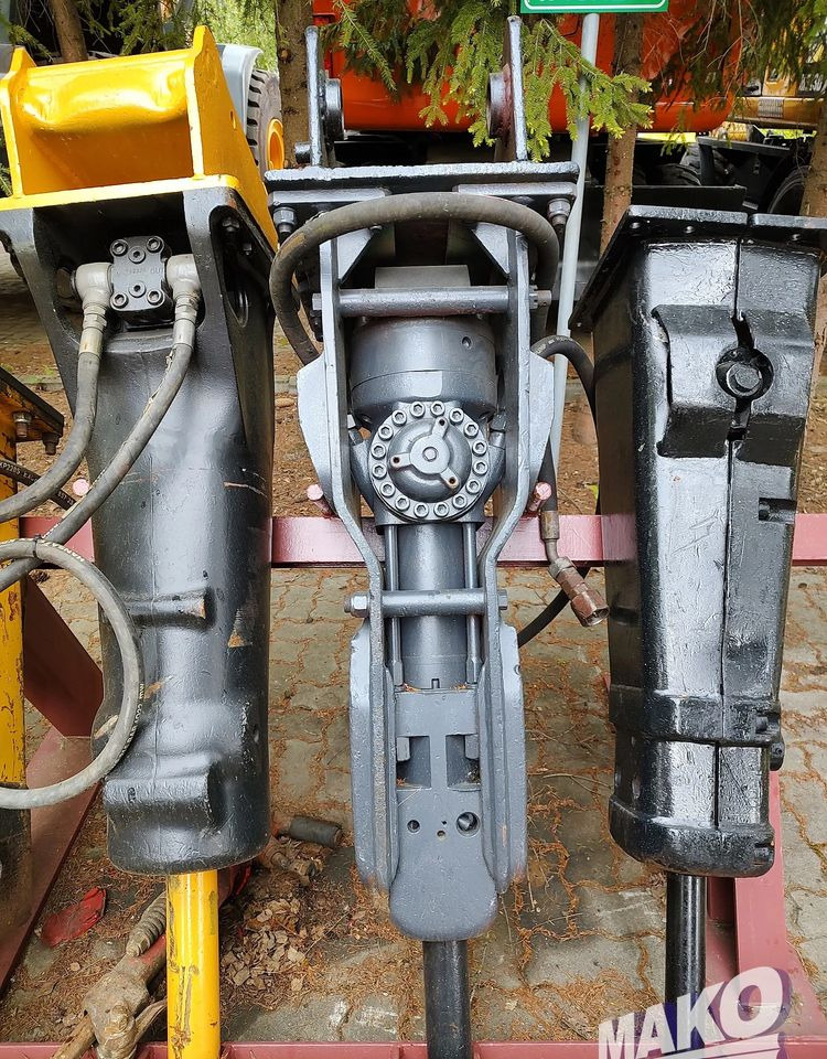 Młot hydrauliczny 430kg do koparki - Accessoire pour Engins de chantier: photos 2 Młot hydrauliczny 430kg do koparki - Accessoire pour Engins de chantier: photos 2