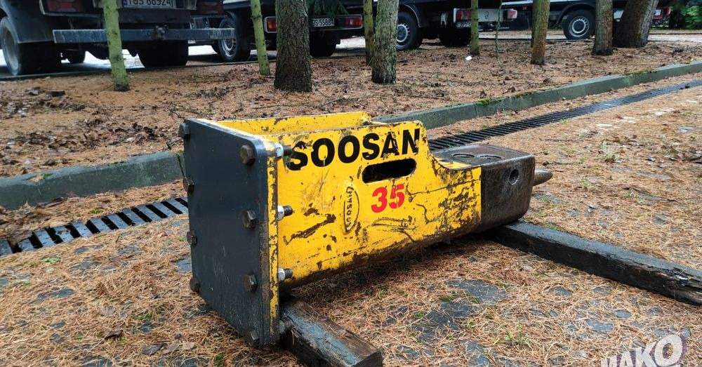 Młot hydrauliczny Soosan SQ35 230kg do koparki - Accessoire pour Engins de chantier: photos 3 Młot hydrauliczny Soosan SQ35 230kg do koparki - Accessoire pour Engins de chantier: photos 3