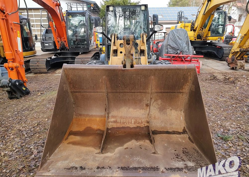 Caterpillar 906M - Chargeuse sur pneus: photos 4 Caterpillar 906M - Chargeuse sur pneus: photos 4