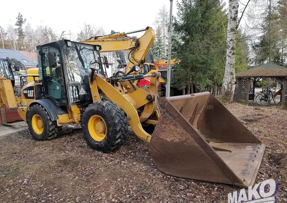Caterpillar 906M - Chargeuse sur pneus: photos 3 Caterpillar 906M - Chargeuse sur pneus: photos 3
