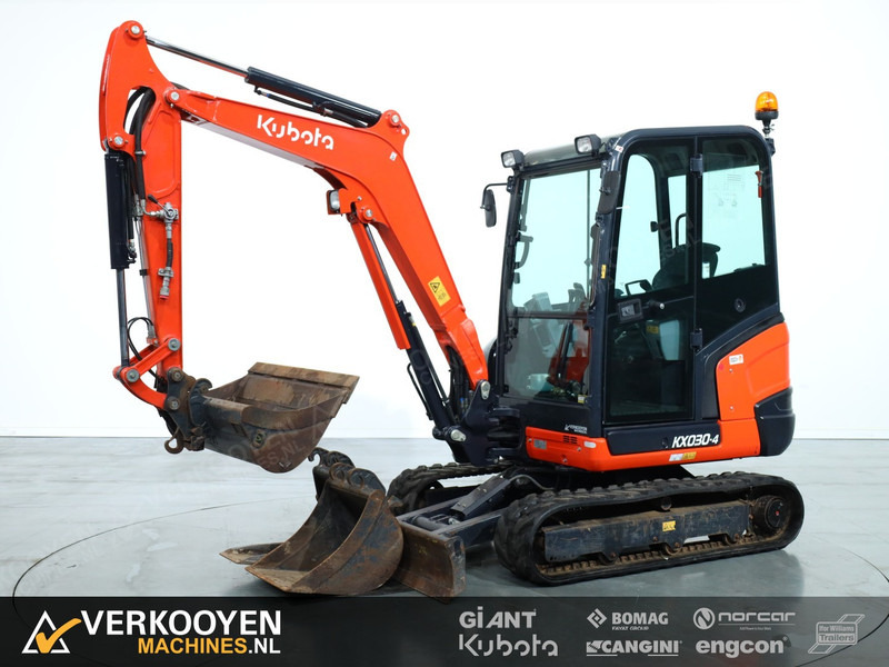 Mini pelle Kubota KX030-4 Minigraver