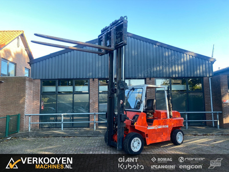 O & K V60 - Forkpositioner + Sideshift Forklift - Chariot élévateur diesel: photos 4 O & K V60 - Forkpositioner + Sideshift Forklift - Chariot élévateur diesel: photos 4