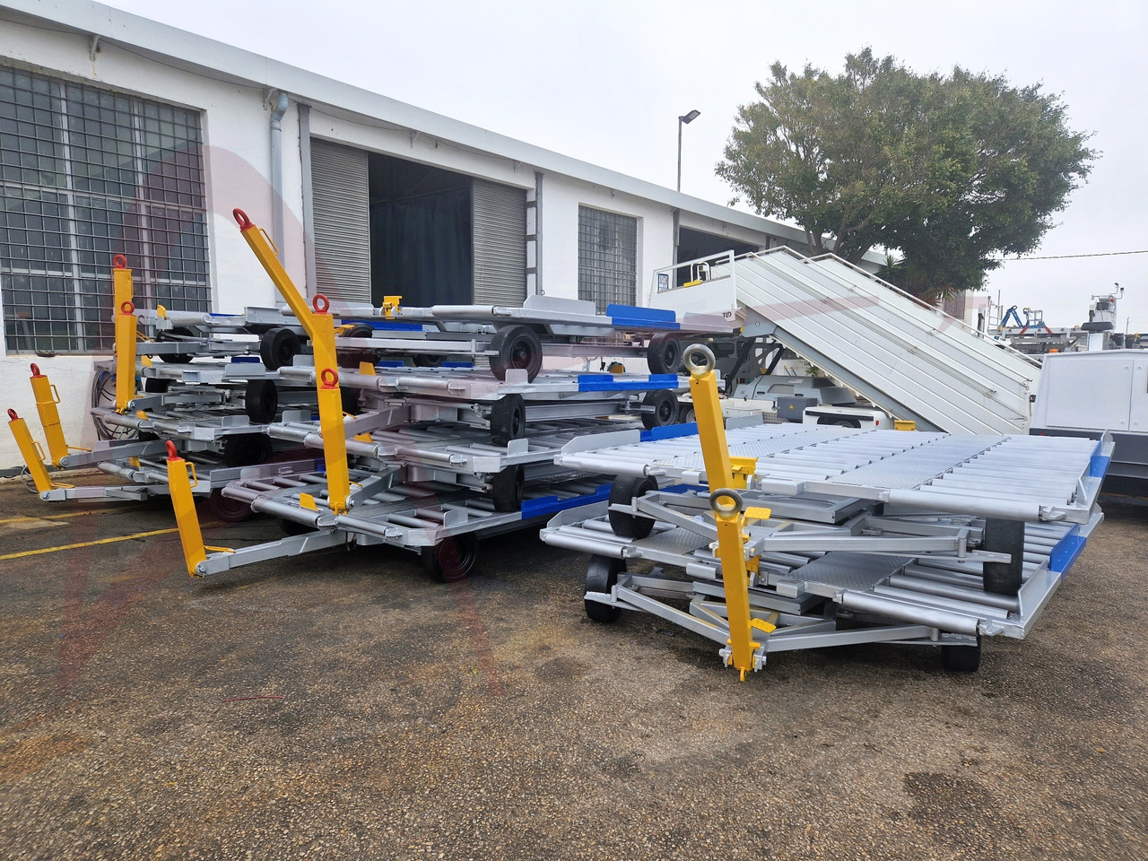 - Équipement aéroportuaire: photos 1 - Équipement aéroportuaire: photos 1