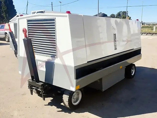 HITZINGER 140MDE18 - Groupe électrogène au sol: photos 3 HITZINGER 140MDE18 - Groupe électrogène au sol: photos 3